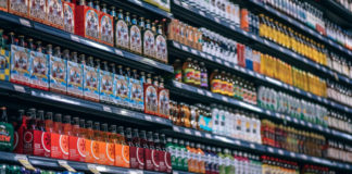 Załamanie rynku produktów szybkozbywalnych. Ratunek w e-commerce? produkty szybkozbywalne