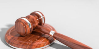 Kto odpowiada za wypadek klienta? Odszkodowania w handlu i biznesie Kto odpowiada za wypadek klienta