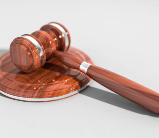 Kto odpowiada za wypadek klienta? Odszkodowania w handlu i biznesie Kto odpowiada za wypadek klienta