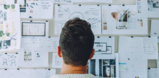 Czym jest Scrum, jakie są w nim role, wydarzenia, artefakty i mechanizmy? Co to jest Scrum