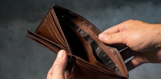Inflacja w listopadzie wyższa niż przewidywano. Ceny znowu poszły w górę